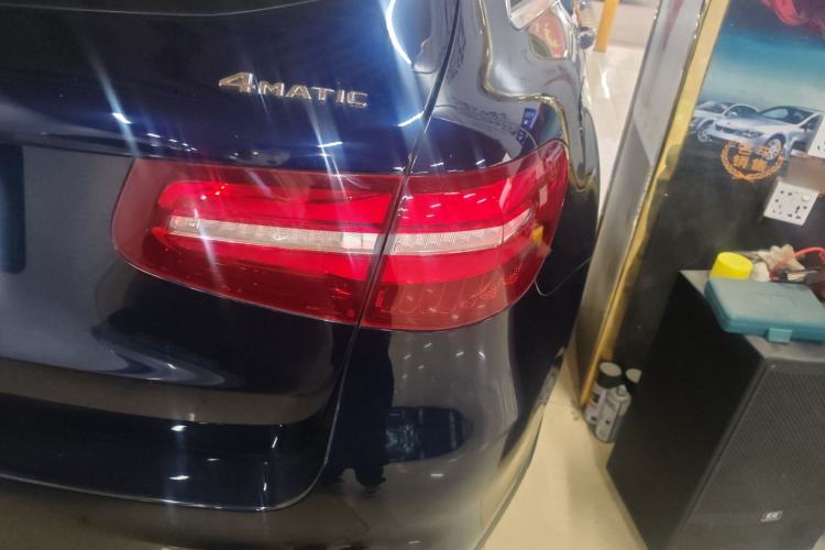 Used Mercedes-Benz GLC 2017 GLC 260 4MATIC Luxury Model