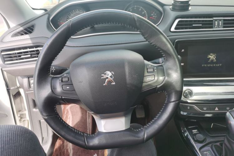 Used Peugeot 308 2016 1.6L Automatic Luxury Edition
