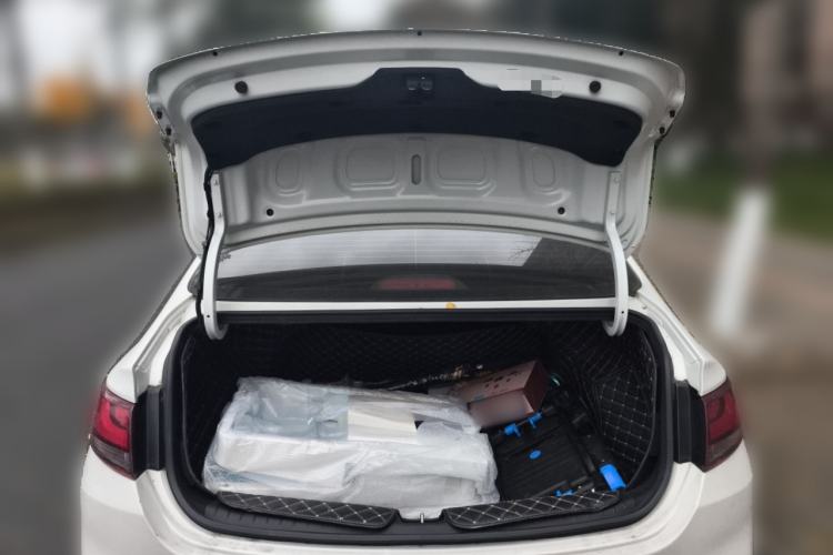 Used Hyundai Celesta 2018 1.6L Automatic GL Enjoyment Edition China VI compliant