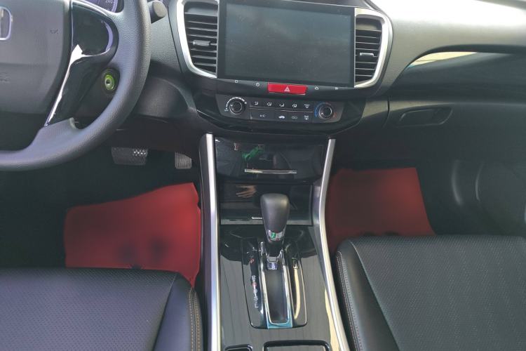 Used Honda Accord 2016 2.0L Comfort Edition
