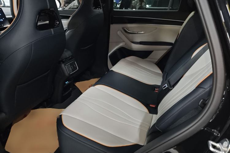 Used BYD Song PLUS New Energy 2024 Honor Edition EV 520km Luxury Model
