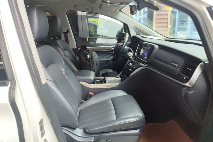 Used GAC Trumpchi M8 2020 390T Deluxe Edition
