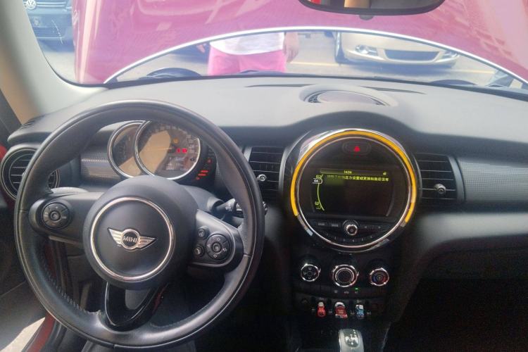 Used  MINI 2016 1.5T COOPER
