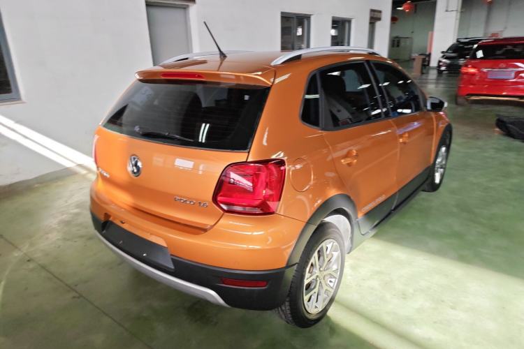 Used Volkswagen Polo 2014 1.6L Cross Polo Automatic
