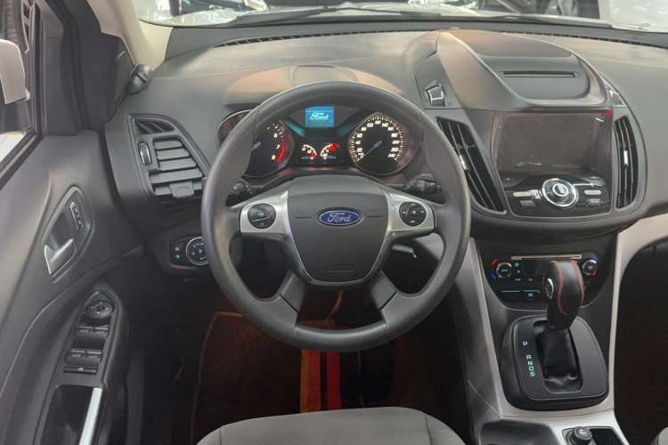 Used Ford Kuga 2015 1.5L GTDi Two-Wheel-Drive Comfort Model
