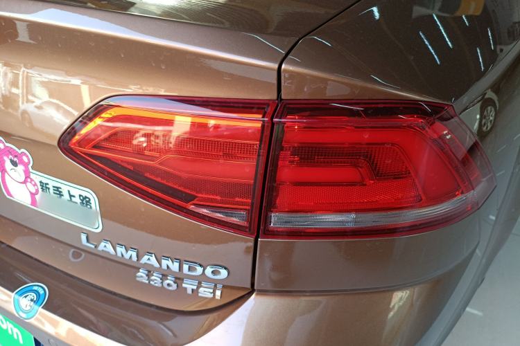 Used Volkswagen Lamando 2017 230TSI DSG Fashion Edition