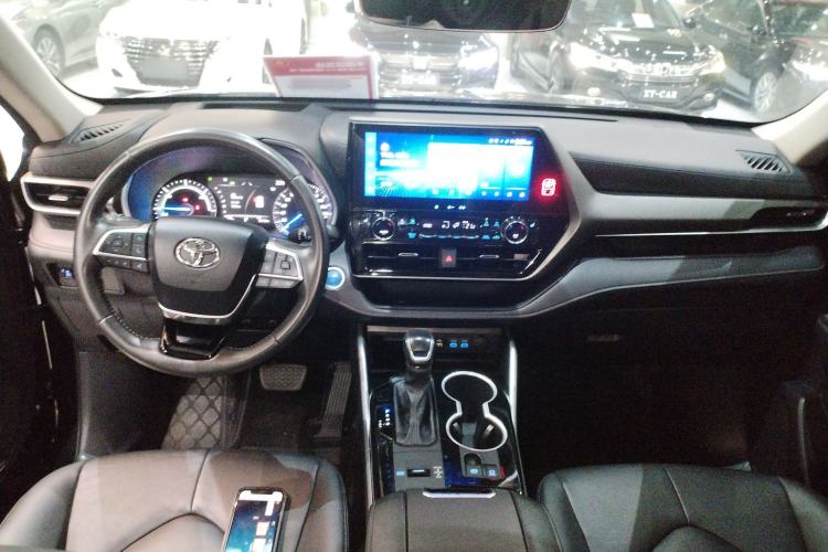 Used Toyota Highlander 2022 Dual-Engine 2.5L Four-Wheel Drive Prestige Version 7 Seats
