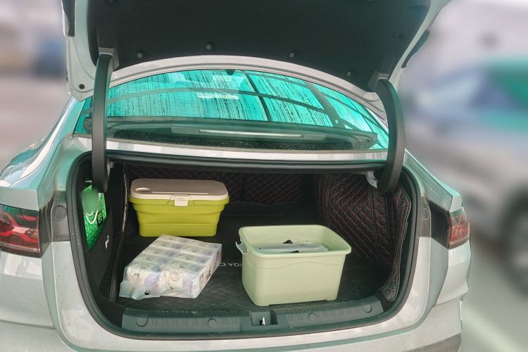 Used BYD Qin L 2025 DM-i Smart Drive 120KM Leading Model
