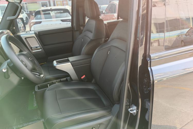 Used  V23 2025 401 Two-Wheel Drive Intelligent Driving Version