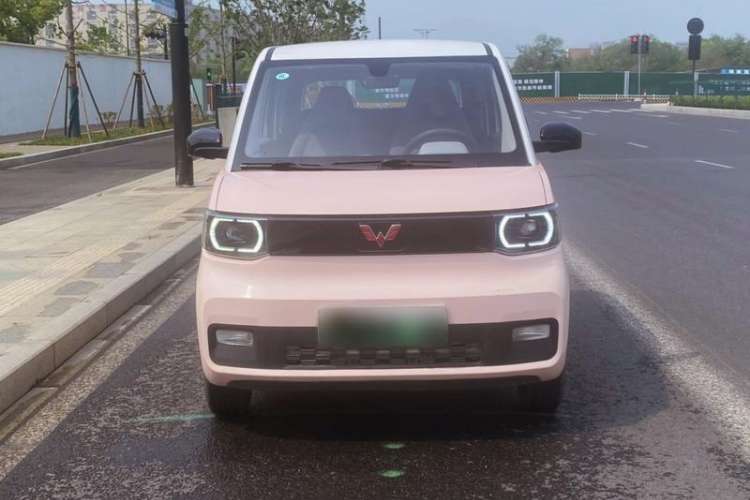 Used Wuling Hongguang MINIEV 2021 Macaron Premium Model – Lithium Iron Phosphate
