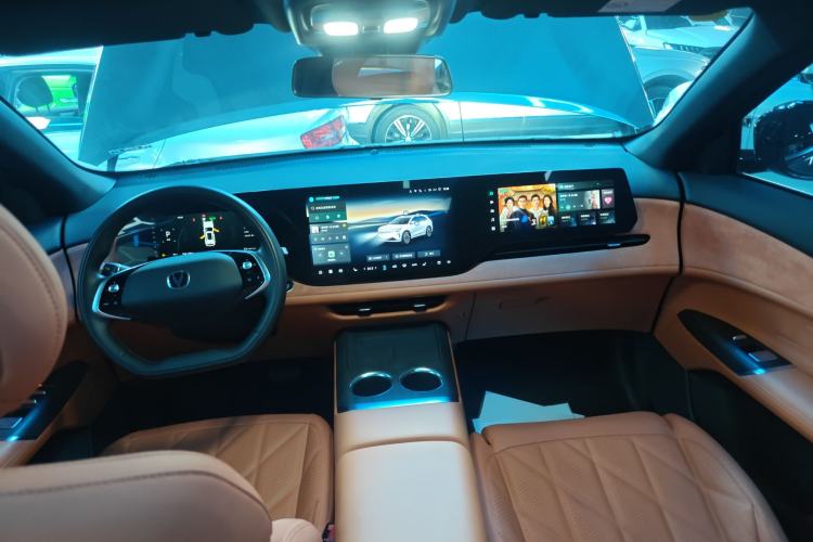 Used Changan CS75 PLUS 2025 4th Generation 1.5T New Blue Whale Smart Luxury Edition
