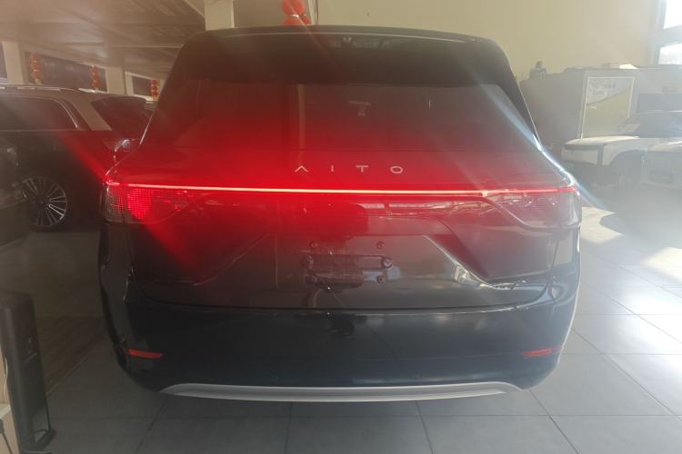 Used Hima AITO M9 2024 All-Electric Ultra Version 100 kWh 6-Seater Model
