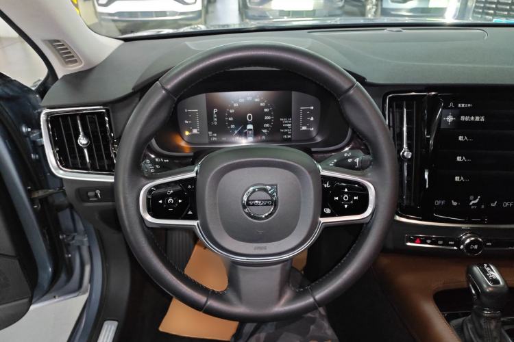 Used Volvo S90 2017 T4 Zhiyuan Edition