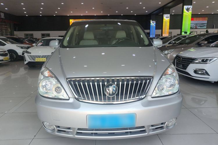 Used Buick GL8 2013 2.4L Executive Edition
