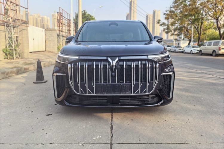 Used VOYAH Dream 2024 PHEV Extended-Range Premium Edition
