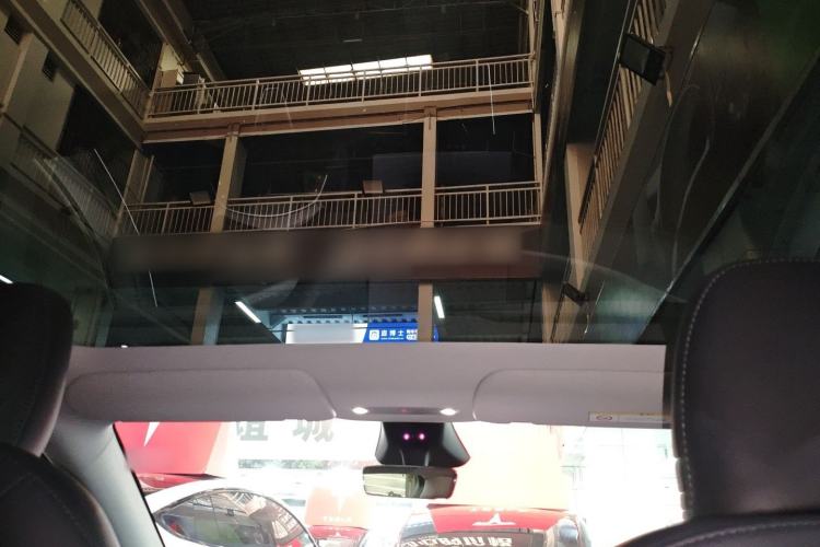 Used Tesla Model Y 2025 Rear-Wheel-Drive Version
