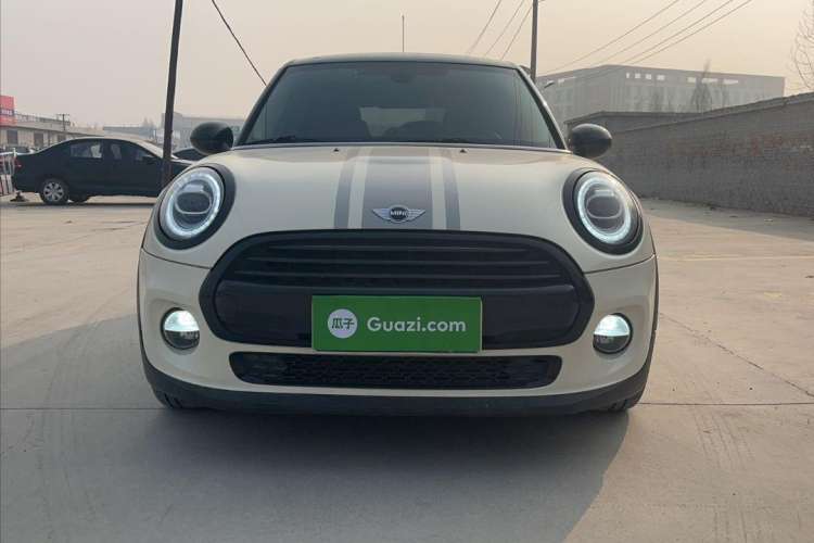 Used  MINI 2015 1.5T COOPER Fun Five-Door Edition
