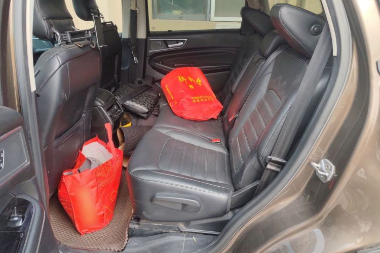 Used Ford Edge 2016 EcoBoost 245 Two-Wheel-Drive Titanium 7-Seater