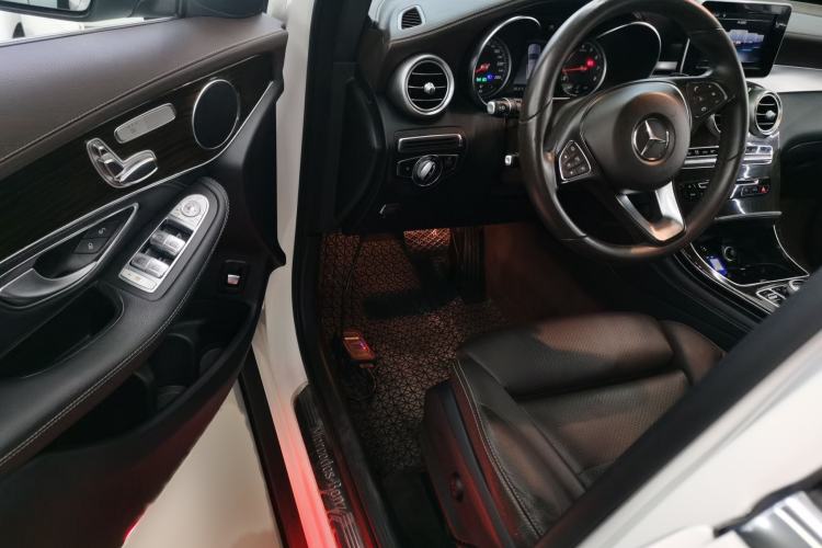 Used Mercedes-Benz GLC 2018 Facelifted GLC 260 4MATIC Dynamic Edition
