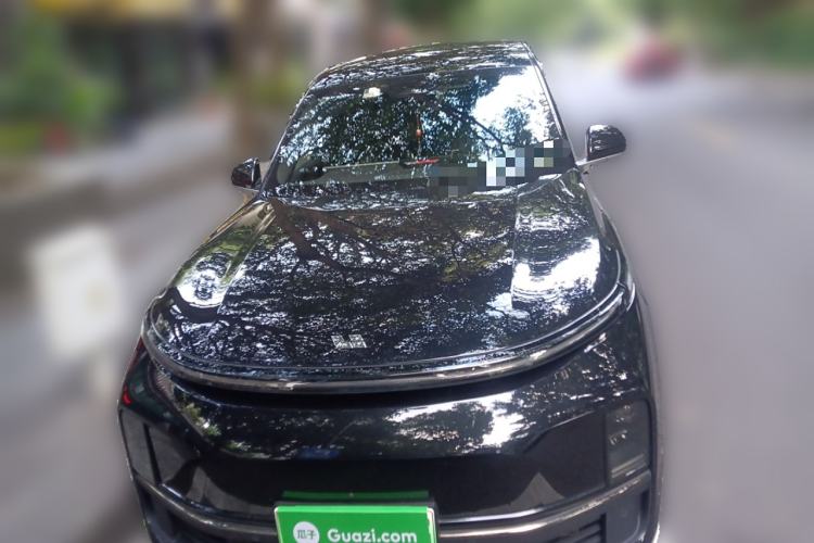 Used Li Auto L8 2023 Air model
