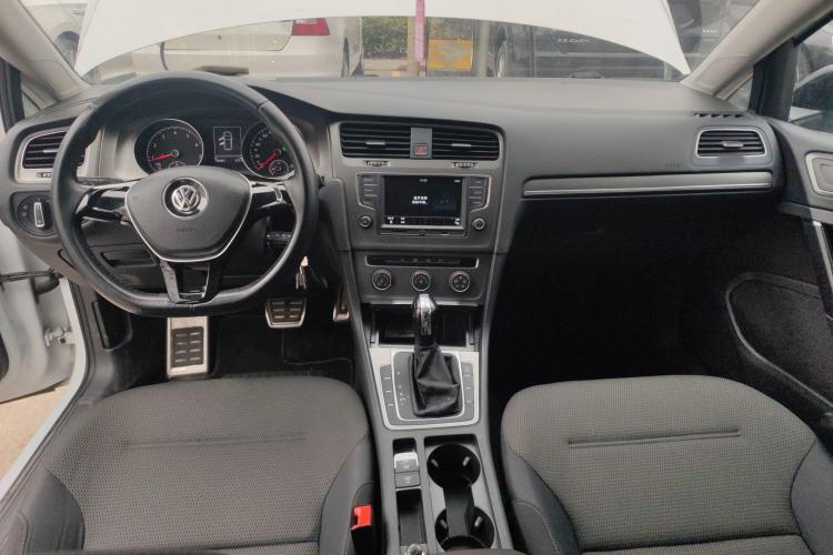 Used Volkswagen Golf 2015 1.4TSI Automatic Comfort Model