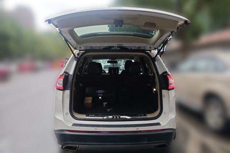 Used Ford Edge 2018 EcoBoost 245 Two-Wheel-Drive Titanium 5-Seater China V Standard
