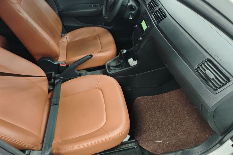 Used Volkswagen Santana 2016 1.6L Automatic Fashion Edition
