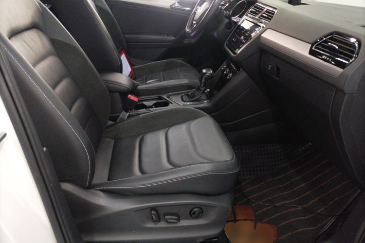 Used Volkswagen Tiguan L 2021 330TSI Automatic Two-Wheel Drive Smart Edition