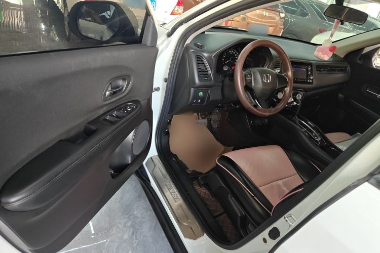 Used Honda Vezel 2015 1.5L CVT two-wheel drive Comfort trim
