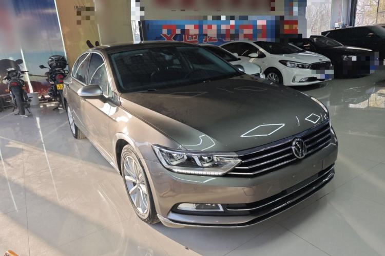 Used Volkswagen Magotan 2019 330TSI DSG Leading Edition China V Standard
