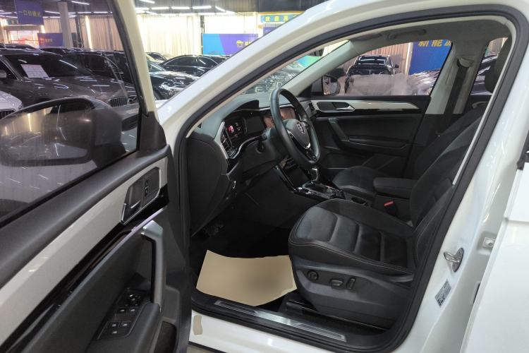 Used Volkswagen Tayron 2020 330TSI Two-Wheel Drive Luxury Smart Connectivity Version
