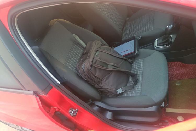 Used Volkswagen Polo 2016 1.6L Automatic Comfort Model
