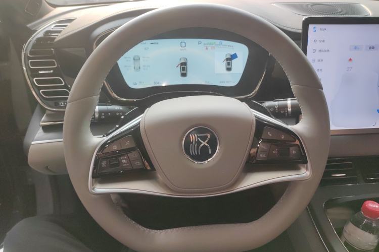 Used BYD Han 2025 EV with 701 km of Laser Radar-Enabled Intelligent Driving