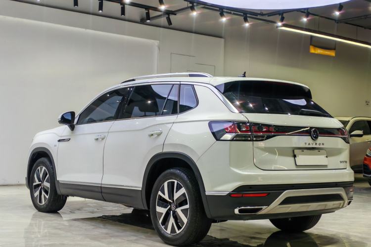 Used Volkswagen Tayron 2024 300TSI Two-Wheel-Drive Luxury Plus Advanced Version
