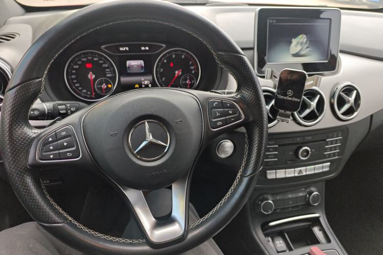 Used Mercedes-Benz B-Class 2015 B 200 Sport Edition