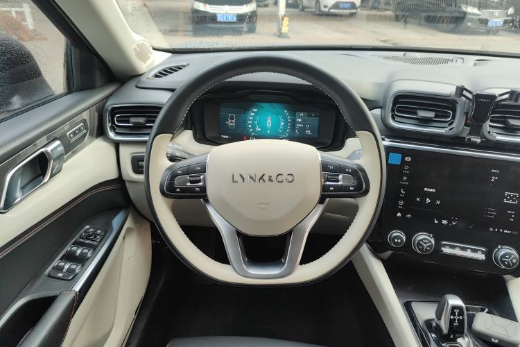 Used Lynk & Co 02 2019 1.5T DCT Two-Wheel Drive Shine Pro Edition China VI Standard