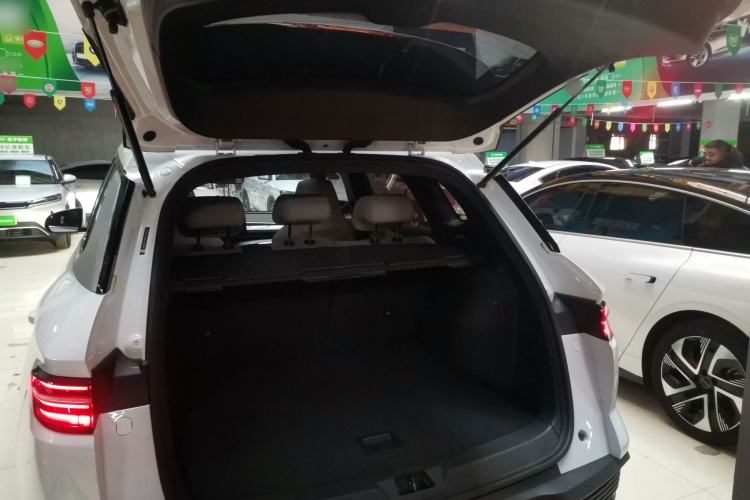 Used BYD Song Pro New Energy 2023 Champion Edition DM-i 110KM Beyond Model
