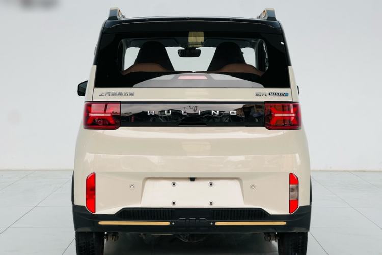 Used Wuling Hongguang MINIEV 2022 GAMEBOY 200km Gaming Edition with Lithium Iron Phosphate
