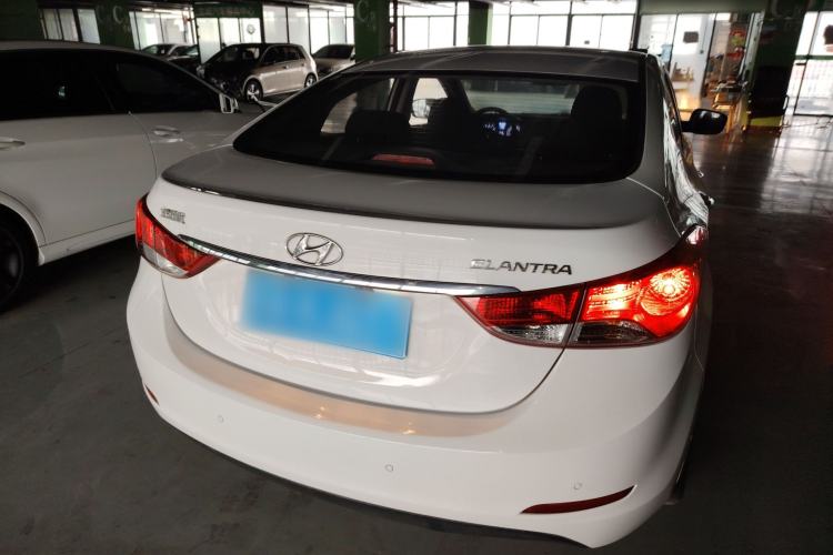 Used Hyundai Elantra 2015 1.6L Automatic Leading Model
