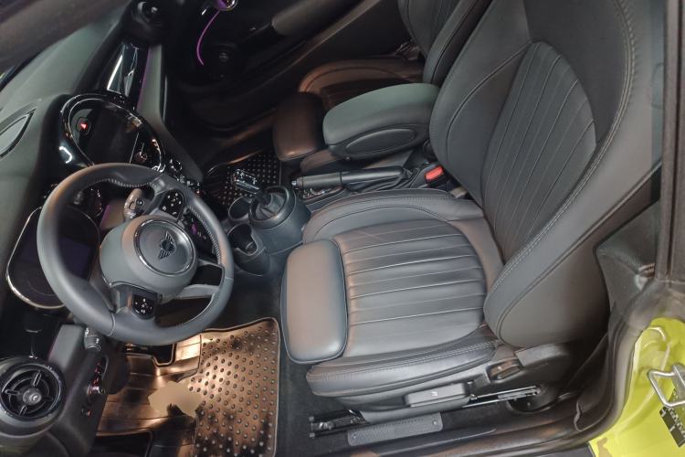 Used  MINI 2023 Second Facelift 2.0T COOPER S CABRIO Artist
