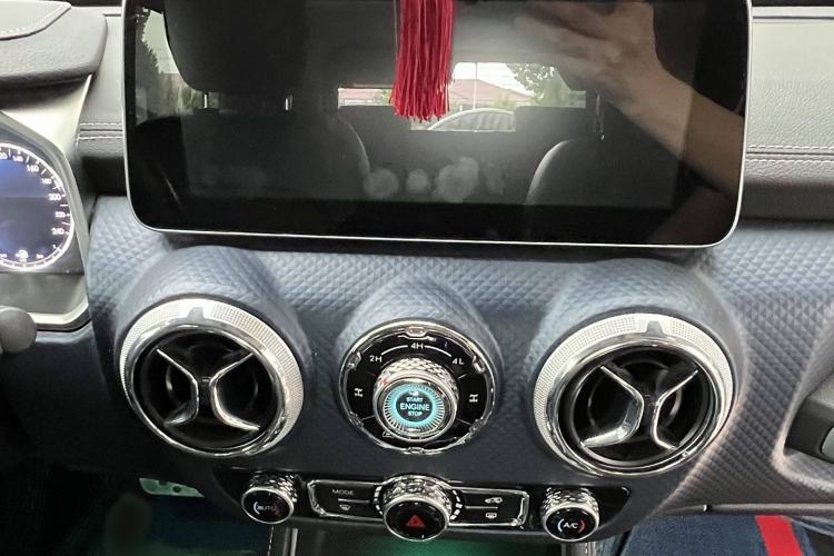 Used Beijing Auto BJ40 2020 2.0T Automatic Four-Wheel Drive Tribute Edition 2020 Supreme Version
