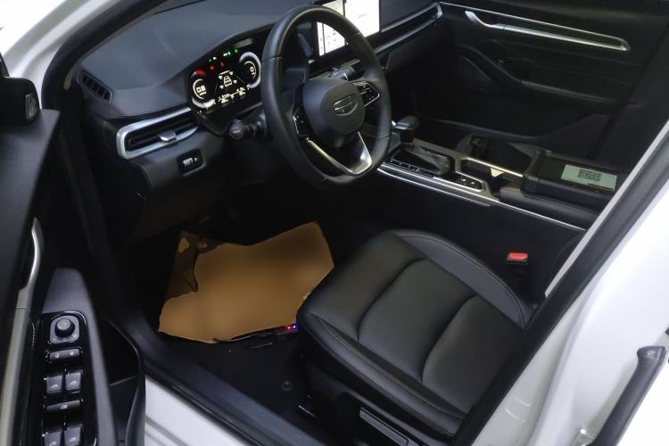 Used Geely Auto Emgrand 2025 4th Generation 1.5L CVT Longteng Edition