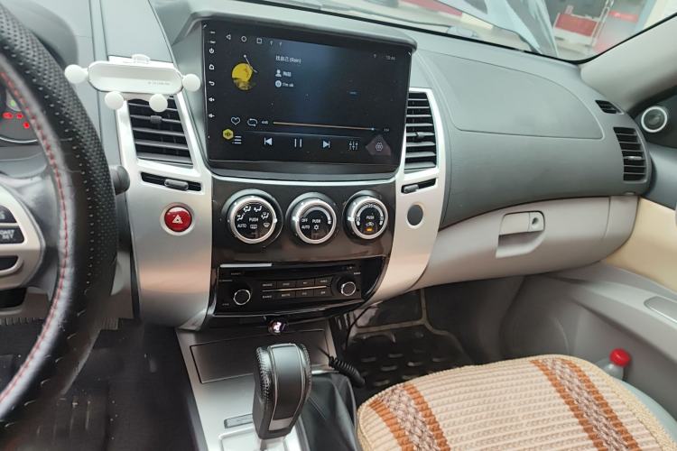 Used Mitsubishi Pajero Sport 2013 3.0L Automatic 4x4 Executive Edition