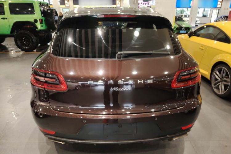 Used Porsche Macan 2016 Macan 2.0T
