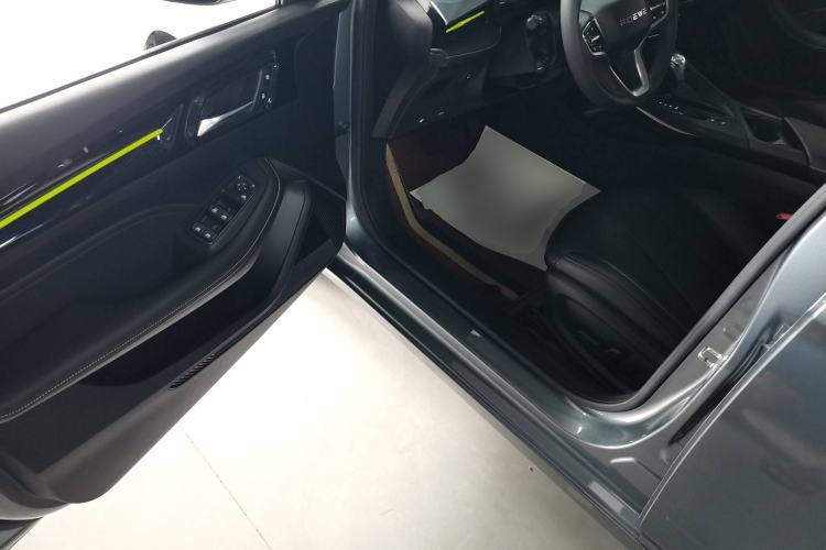 Used Roewe i5 2021 1.5L CVT Starry Edition
