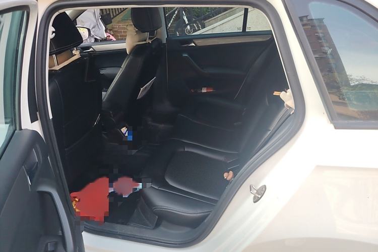 Used Volkswagen Santana 2015 Haval H6 1.6L Automatic Luxury Model
