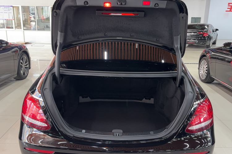 Used Mercedes-Benz E-Class 2017 E 300 L Luxury Model