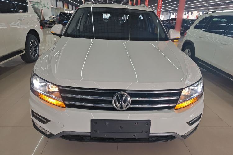 Used Volkswagen Tiguan L 2019 330TSI Automatic Two-Wheel Drive Smart Luxury Version China V Emission Standard
