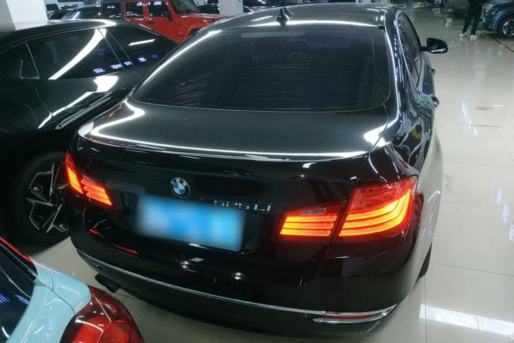 Used BMW 5 Series 2014 525Li Luxury Design Package
