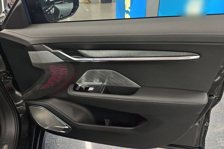 Used Zeekr 001 2022 Long-Range Dual-Motor WE Edition
